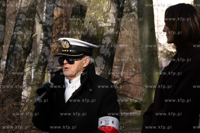 Sopot. Pomnik Armii Krajowej w parku im. sanitariuszki...