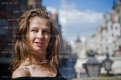 Gdansk. Ul. Dluga. Aktorka z Gdanska, mieszkajaca obecnie...