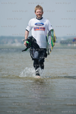 Chalupy. Piosenkarz Pawel Stasiak, gosc zawodow Ford...