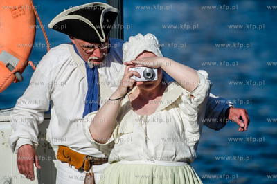 Gdansk. Rybackie Pobrzeze. Baltic Sail. Inscenizacja...