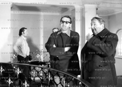 Rezyser Krzysztof Szmagier i aktor Teatru Wybrzeze...