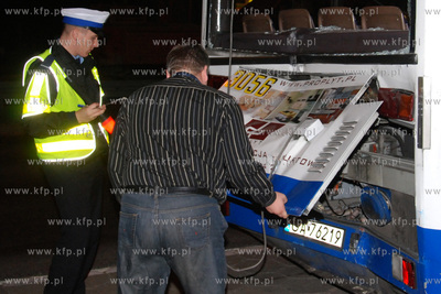 Zderzenie dwoch trolejbusow na ulicy Morskiej w Gdyni,...