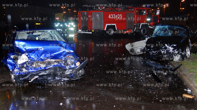 Tragiczny final nocnego wyscigu. W Gdyni na ulicy Kontenerowej...