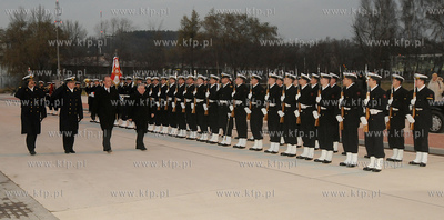 Port Wojenny w Gdyni. Powitanie fregaty rakietowej...