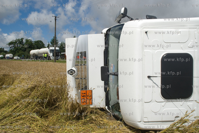 W podslupskiej miejscowosci Saborze, na drodze krajowej...