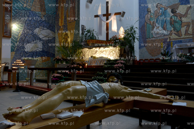 Grob Panski w Kosciele Najswietszego Serca Pana Jezusa...