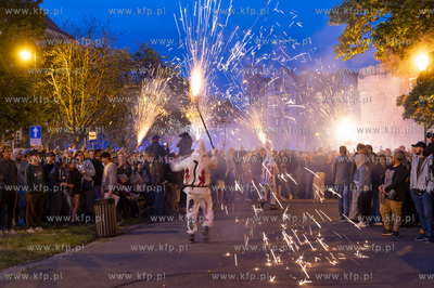 Gdańsk. XXVII Międzynarodowy Festiwal Teatrów Plenerowych...