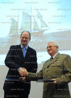 Miasto Gdańsk odkupiło żaglowiec General Zaruski....