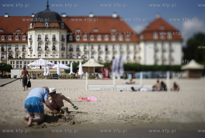 Sopot. Plaza.
05.07.2010
fot. Krzysztof Mystkowski...