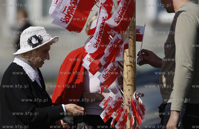 Gdansk. Plac Solidarnosci. Uroczysta msza sw. z okazji...