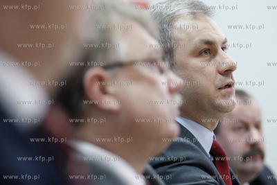 Gdansk. Konferencja Grzegorza Napieralskiego, przewodniczacego...