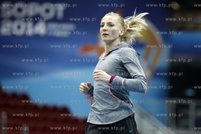 Trening skoczkini o tyczce Anny Rogowskiej, przed rozpoczynajcymi...