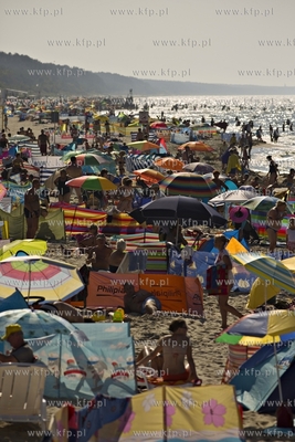 Krynica Morska. Tłumy na plaży.
11.08.2015
fot....
