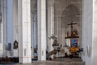 Prace remontowo - konserwatorskie w Bazylice Mariackiej...