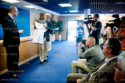 Gdansk. Osrodek Kultury Morskiej. Uroczyste pozegnanie...