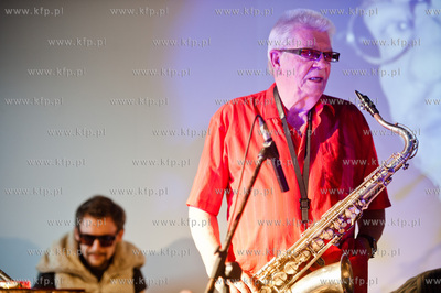 Gdansk. Ratusz Staromiejski. Nadbaltyckie Centrum Kultury....