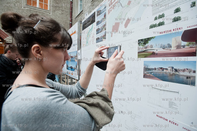 Politechnika Gdanska, Gmach Glowny. Ogloszonie wynikow...