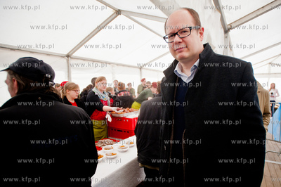 Gdansk. Targ Weglowy. Wielka Sobota. Sniadanie wielkanocne...