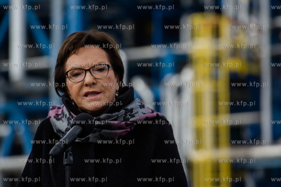 Gdansk. Wizyta Premier RP Ewy Kopacz w siedzibie Grupy...