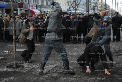 Plan zdjeciowy filmu o masakrze robotnikow na Wybrzezu...