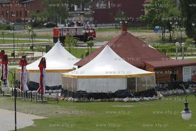 Ok. godz. 11 do Tczewa dotarla fala kulminacyjna. Poziom...