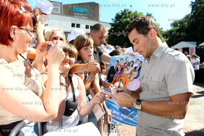 Gdynia. Plac Grunwaldzki. IV zlot fanow "M jak Milosc"....
