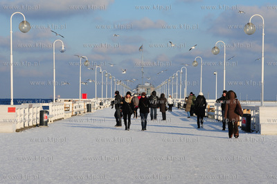 Zimowe molo w Sopocie. 1.02.2012 fot. Jerzy Bartkowski...