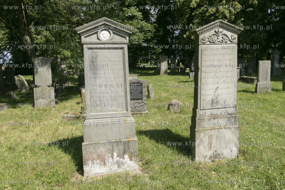 Największy w Polsce, wpisany w 1988 roku do rejestru...