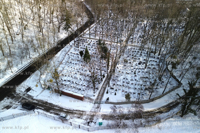 Cmentarz komunalny Salvator Nowy przy ulicy Cmentarnej...