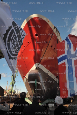 Stocznia Gdansk. Pochylnia B1. Wodowanie promu pasazersko-samochodowego...