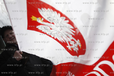 Gdansk. Urzad Wojewodzki.  Emeryci i rencisci protestowali...