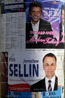 Plakat wyborczy Jaroslawa Sellina z Prawa i Sprawiedliwosci...