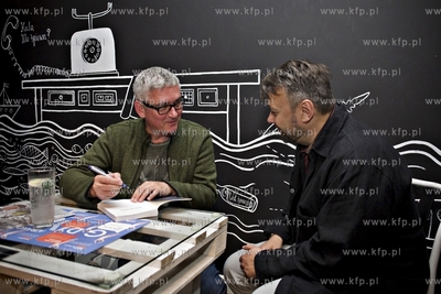 Gdynia. Cafeart U Muzyk'uff. Spotkanie z dziennikarzem...