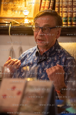 Literacka Restaurant & Wine Bar. Spotkania z cyklu...