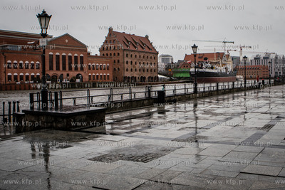 Gdańsk, Taras Tawerny Dominikańskiej, ul. Targ Rybny...