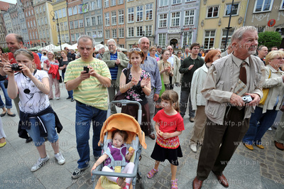 III Swiatowy Zjazd Gdanszczan. Wspolny koncert carillonowy...