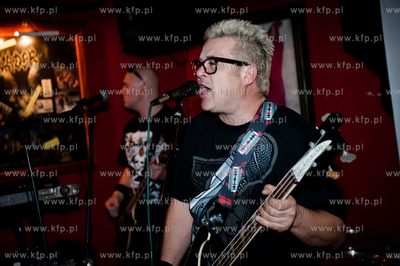 Gdansk. Gazeta Rock Cafe. Zadzwoncie po milicje! przedpremierowy...
