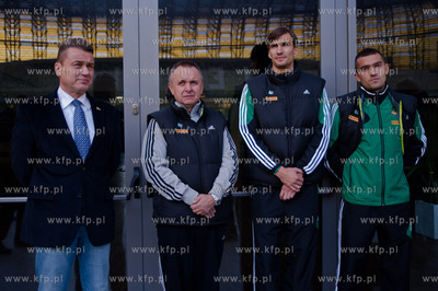 Gdansk. Stadion PGE Arena. Symboliczne ukonczenie malowania...