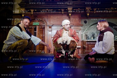 Gdansk. Dwor Artusa. Pierwszy odcinek improwizowanego...