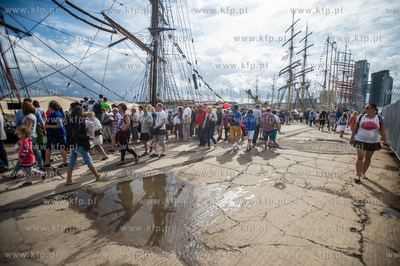 Gdynia. Operacja Zagle Gdyni 2014.
16.08.2014
fot....