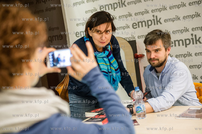 Gdansk. Salon Empik w C.H. Galeria Baltycka. Spotkanie...