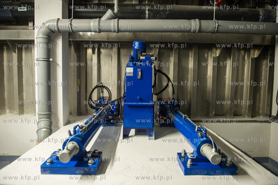 Pruszcz Gdanski. Uroczyste otwarcie krytej
plywalni...