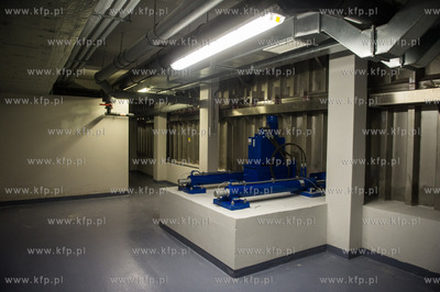 Pruszcz Gdanski. Uroczyste otwarcie krytej
plywalni...