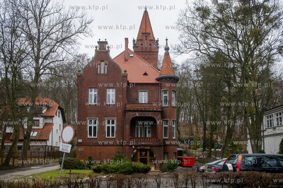 Gdańsk. Wrzeszcz. Kamienica przy ul. Jaśkowa Dolina...