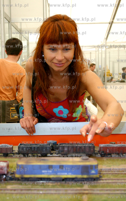 "Swiat Modelarstwa - targi, wystawa, gielda" to jedna...