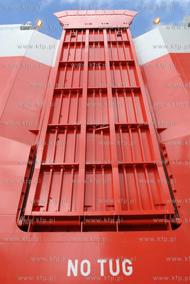 Chrzest samochodowca ro-ro Tarifa zbudowanego przez...