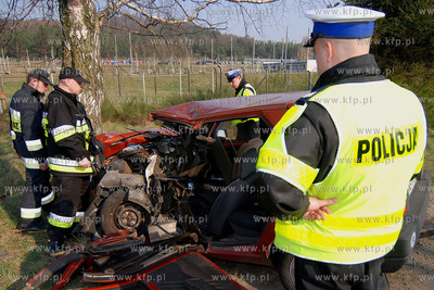 Smiertelny wypadek drogowy na drodze Kazimierz - Debogorze...