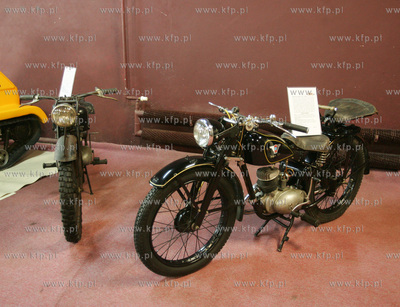 Muzeum Techniki i Komunikacji - Zajezdnia Sztuki w...