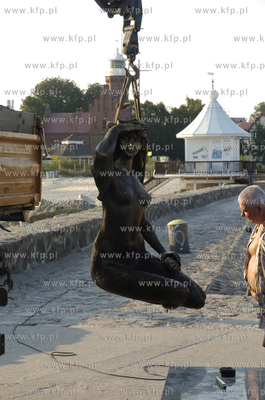 Ustka
Na molo wschodnim w Ustce odslonieto pomnik...