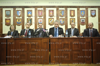 Briefing prasowy w Urzedzie Marszalkowskim poswiecony...